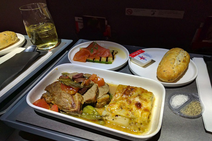 Những món ăn được phục vụ trên chuyến bay nội địa việt nam