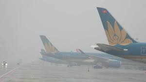 Nhiều chuyến bay chuyển hướng hạ cánh do sương mù ở sân bay nội bài